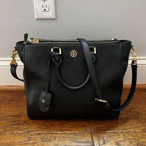Tory Burch Black Bag. Saffiano Leather Handle Bag
